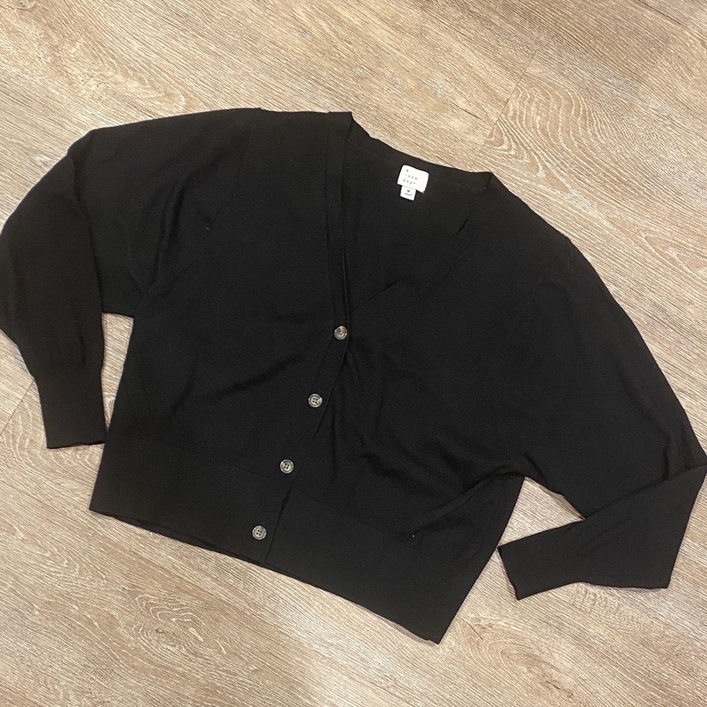 🚨 a new day Black V-Neck Cardigan